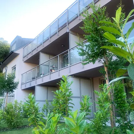 公寓 A Chic Lakeside Dig - Alexandra Fonyód