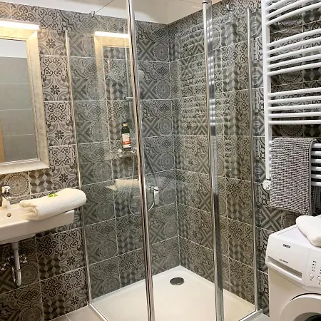 A Chic Lakeside Dig - Alexandra 公寓 Fonyód